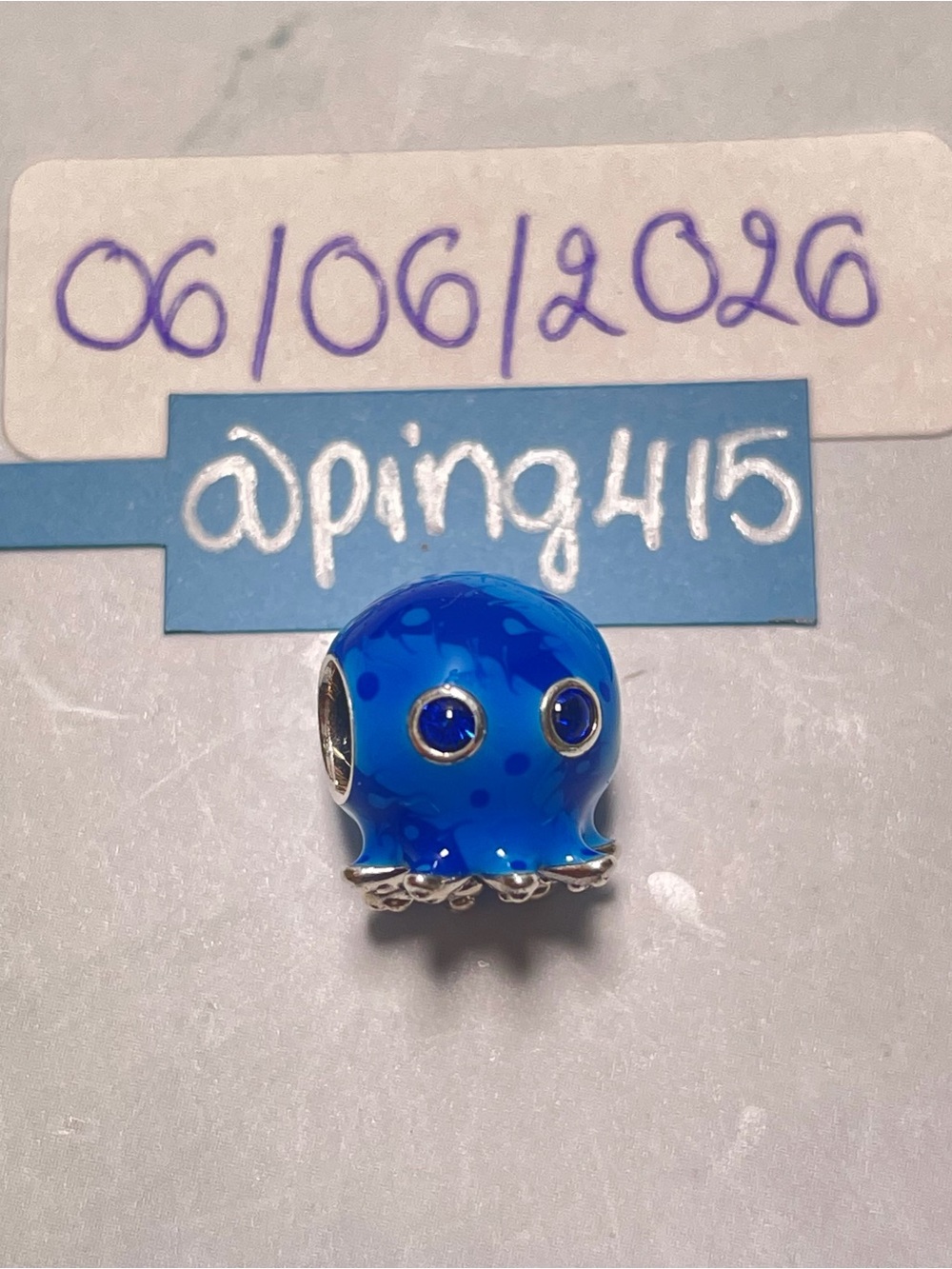 Pandora Ocean Bubbles & Waves Octopus charm - Picture 5 of 14